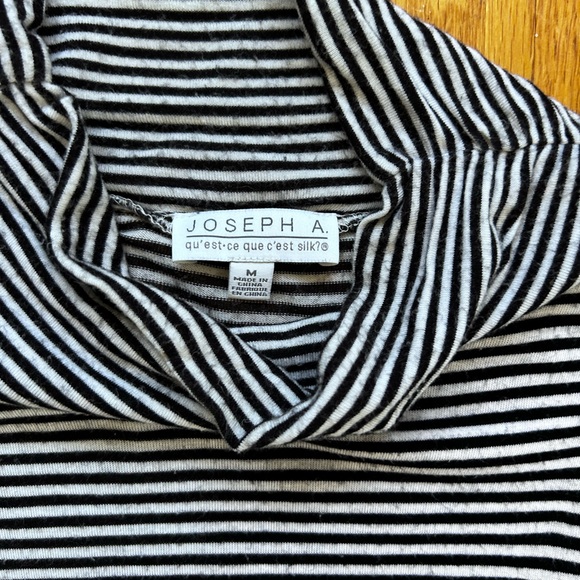 Stripped loose mock turtleneck - Picture 2 of 3